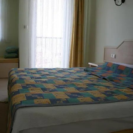 Hotel Ant 3*