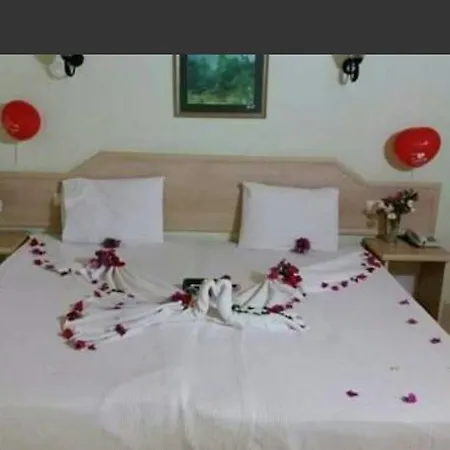 Hotel Ant 3*