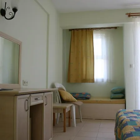 Hotel Ant 3*