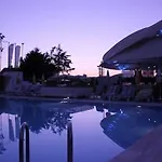 Hotel Ant 3*