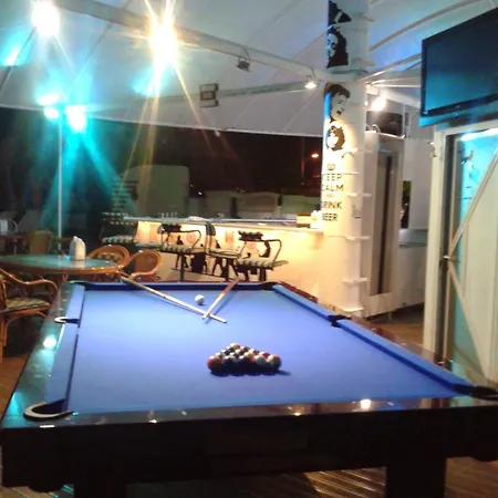 Ant Олудениз