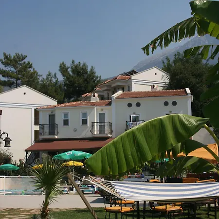 Ant 公寓 厄吕代尼兹