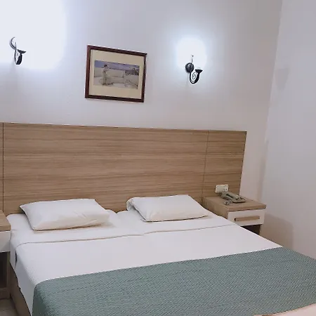 Ant * 厄吕代尼兹