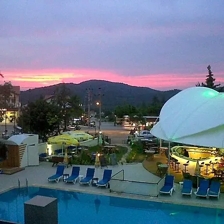 Hotel Ant 3*