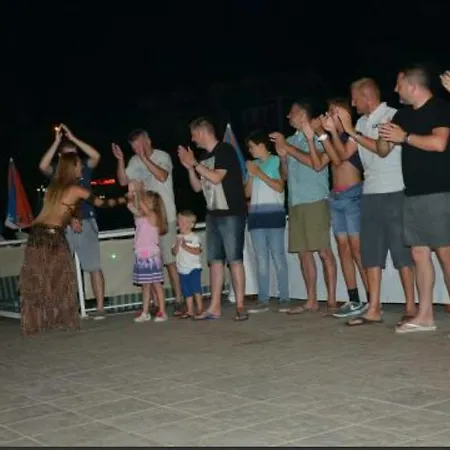 Ant Hotell 3*